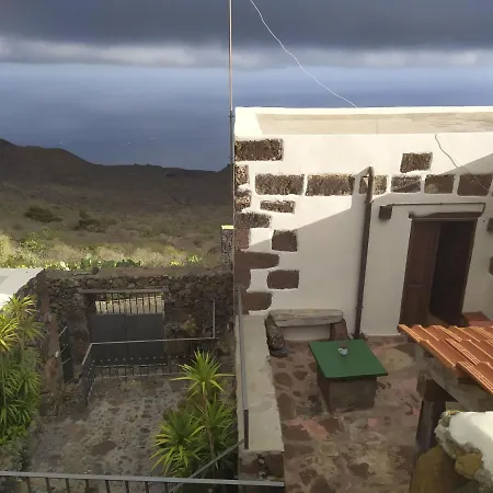 Casa Bermeja